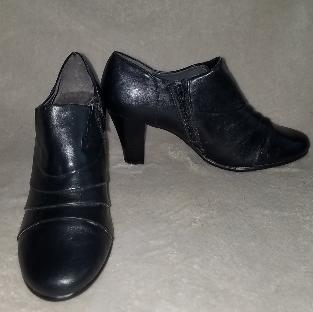 Aerosoles | Black Leather Heeled Ankle Boots